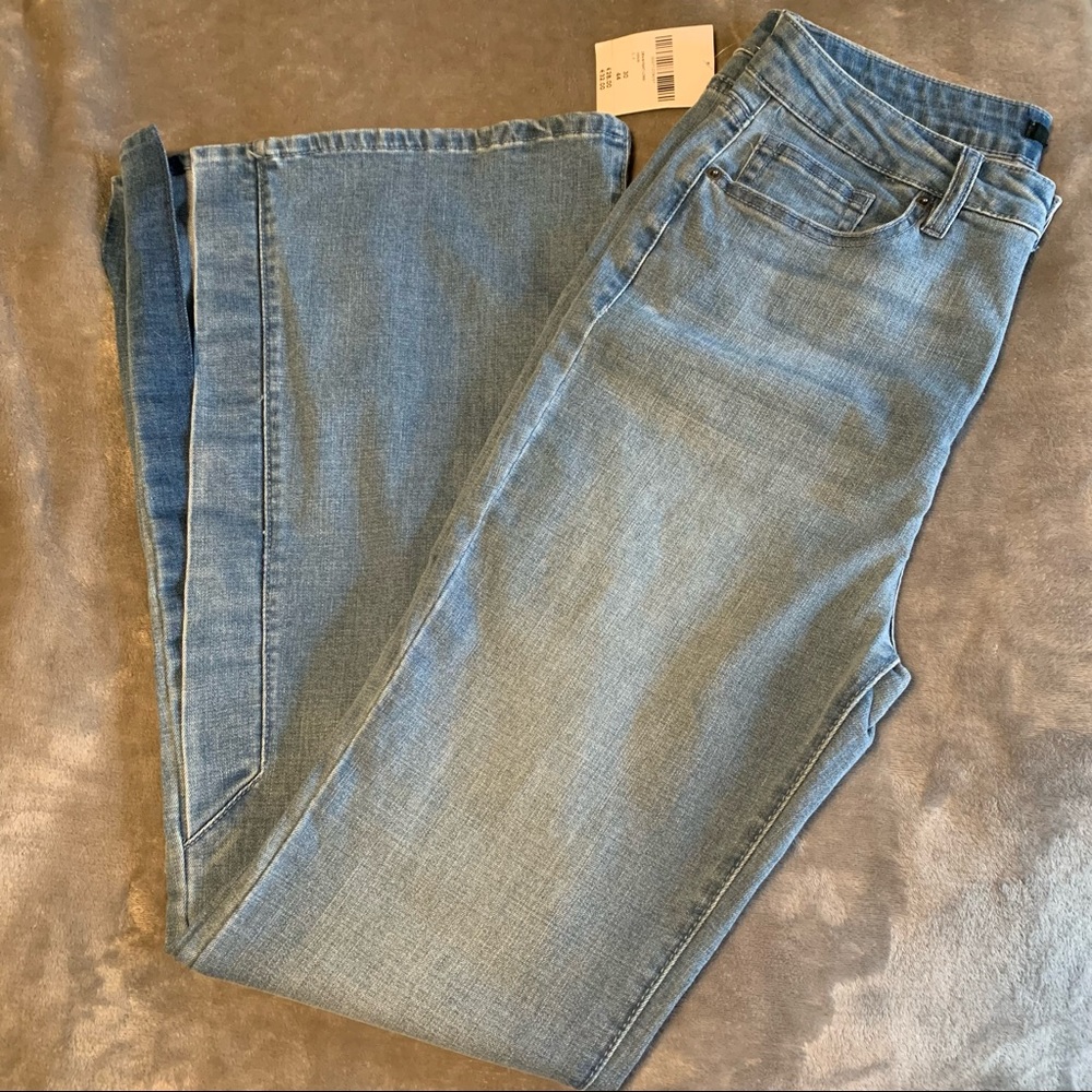 Womens Light Wash Flare Jeans Size 30